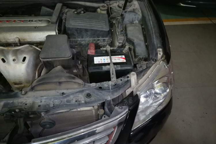 Used Toyota Camry 2011 200G Classic Anniversary Edition Engine Bay Left