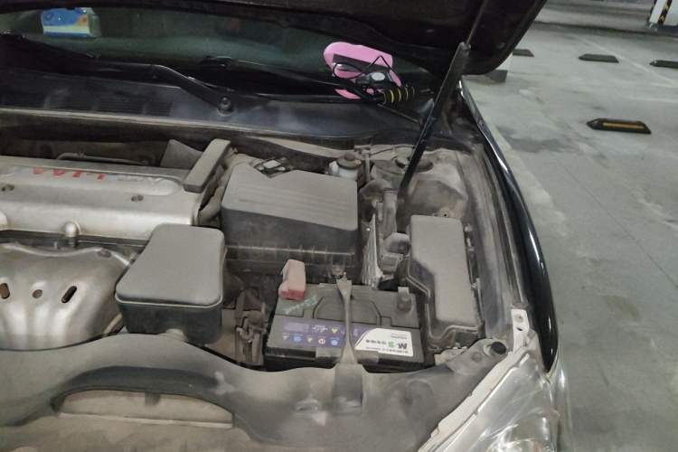 Used Toyota Camry 2011 200G Classic Anniversary Edition Engine Bay Left