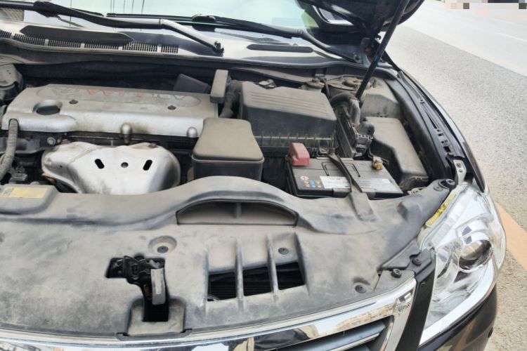 Used Toyota Camry 2011 200G Classic Anniversary Edition Engine Bay Left