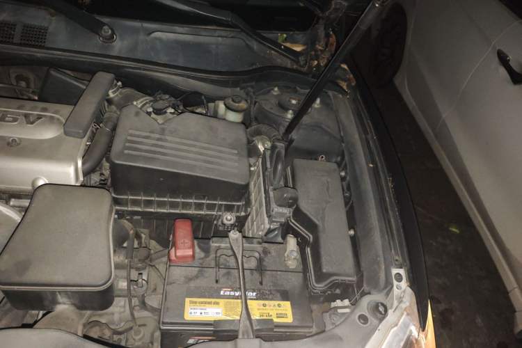 Used Toyota Camry 2011 200G Classic Anniversary Edition Engine Bay Left