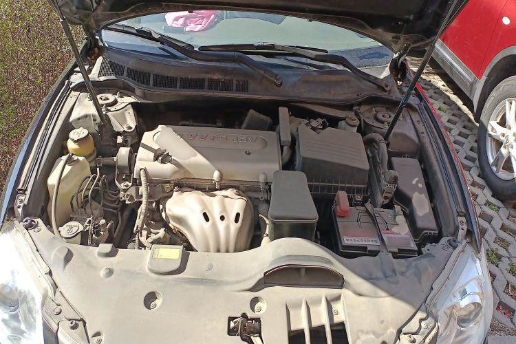 Used Toyota Camry 2011 240G Classic Anniversary Edition Engine Bay