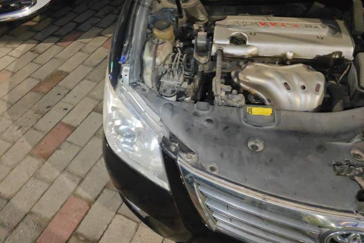 Used Toyota Camry 2011 240G Classic Anniversary Edition Engine Bay Right