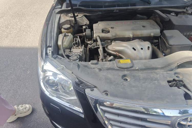 Used Toyota Camry 2011 240G Classic Anniversary Edition Engine Bay Right