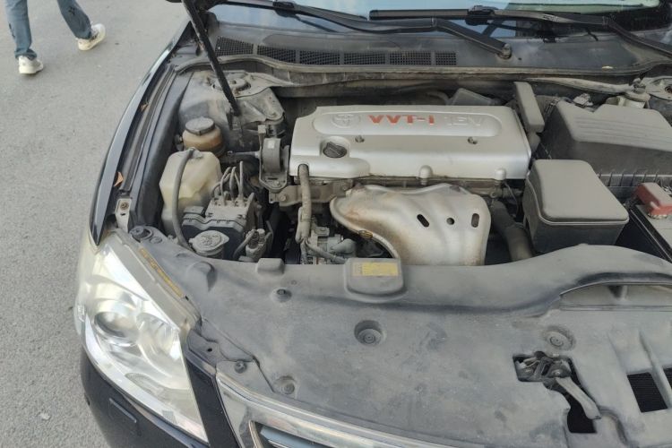 Used Toyota Camry 2011 240G Luxury Anniversary Edition Engine Bay Right