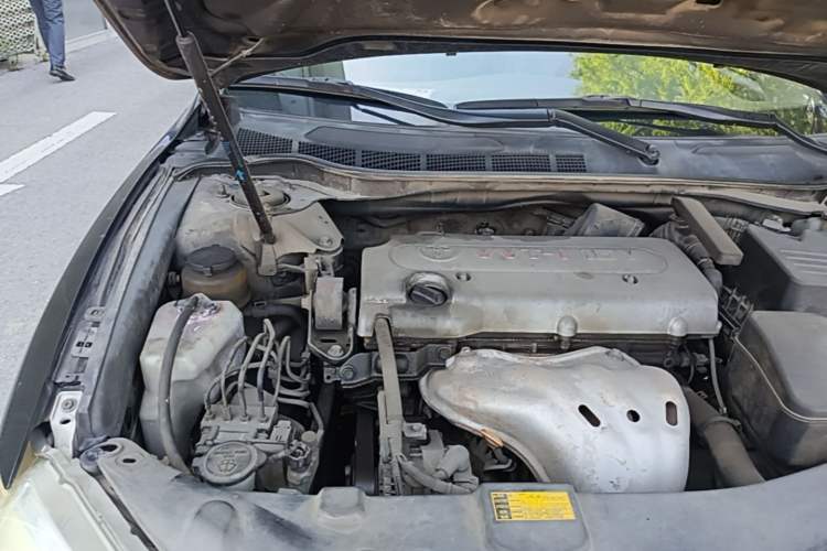 Used Toyota Camry 2011 200G Classic Anniversary Edition Engine Bay Right