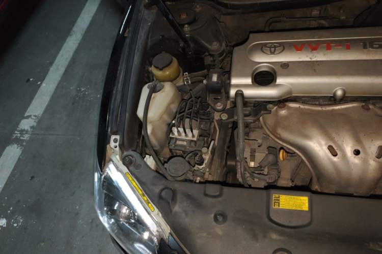 Used Toyota Camry 2011 240G Classic Anniversary Edition Engine Bay Right