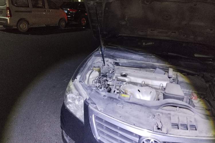 Used Toyota Camry 2011 200G Classic Anniversary Edition Engine Bay Right