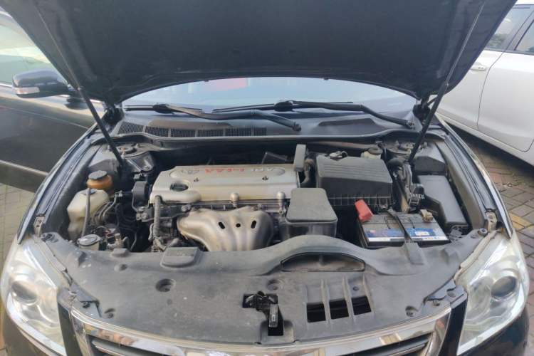 Used Toyota Camry 2011 240G Classic Anniversary Edition Engine Bay