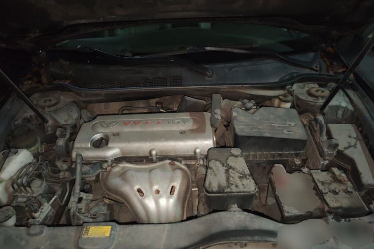 Used Toyota Camry 2011 200G Luxury Anniversary Edition Engine Bay