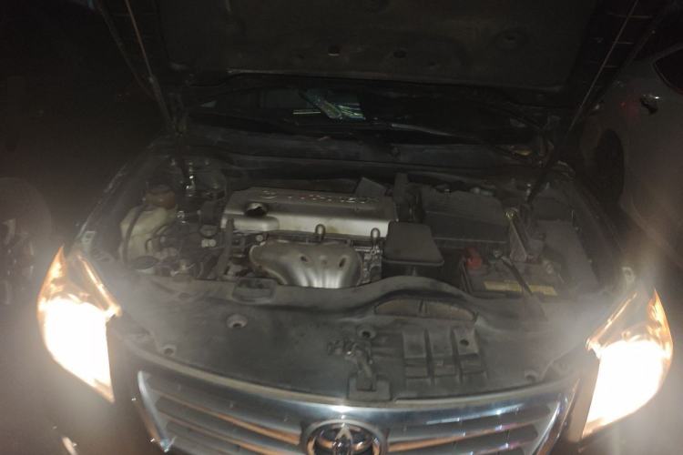 Used Toyota Camry 2011 200G Classic Anniversary Edition Engine Bay