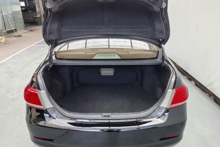Used Toyota Camry 2011 200G Classic Anniversary Edition Exterior 11