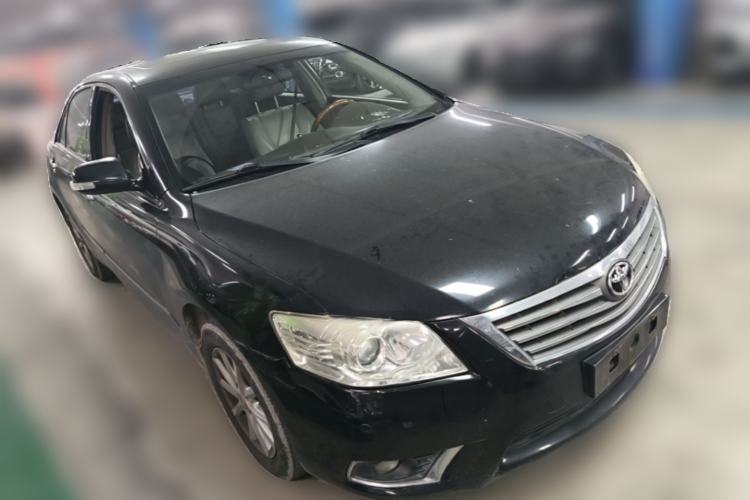 Used Toyota Camry 2011 200G Classic Anniversary Edition Front Right 45 Deg