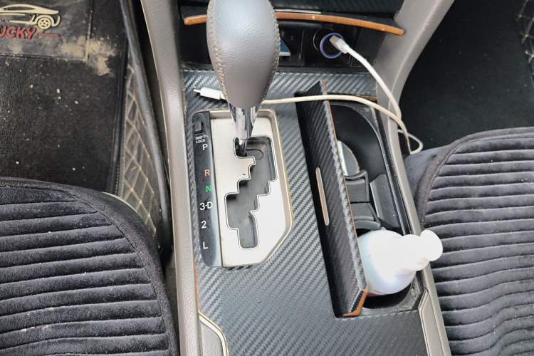 Used Toyota Camry 2011 200G Classic Anniversary Edition Gear Lever