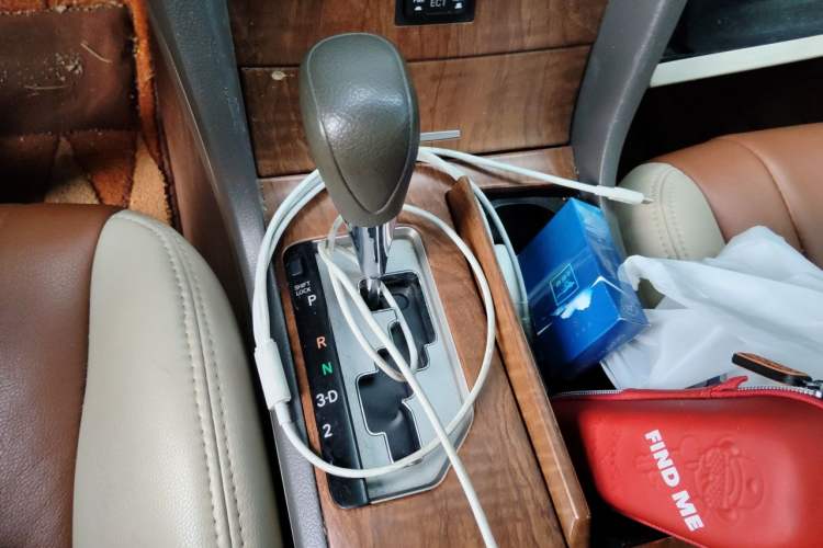 Used Toyota Camry 2011 200E Elite Sunroof Edition Gear Lever
