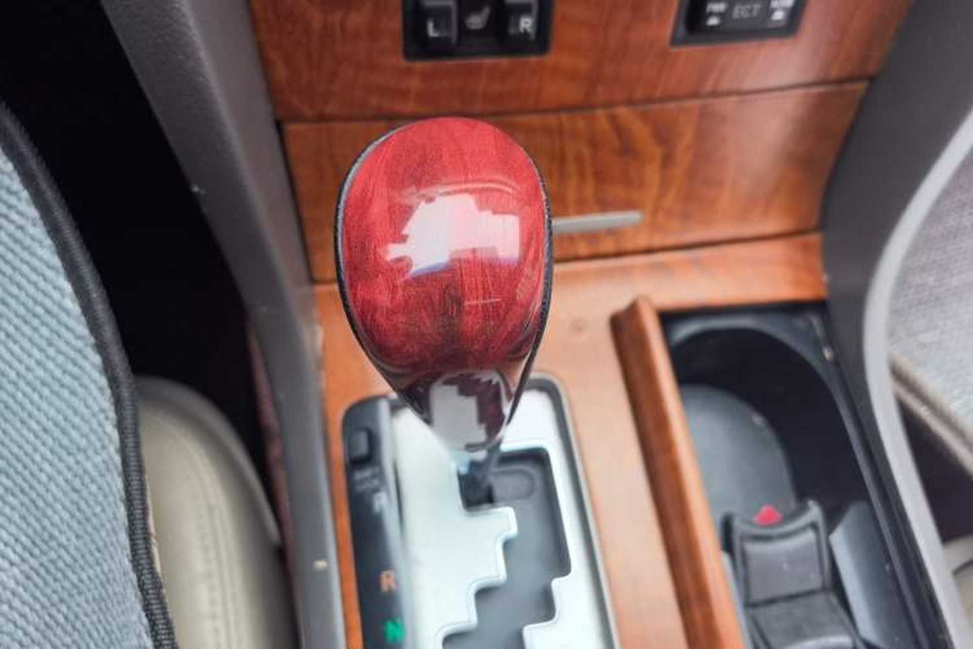 Used Toyota Camry 2011 200G Classic Anniversary Edition Gear Lever