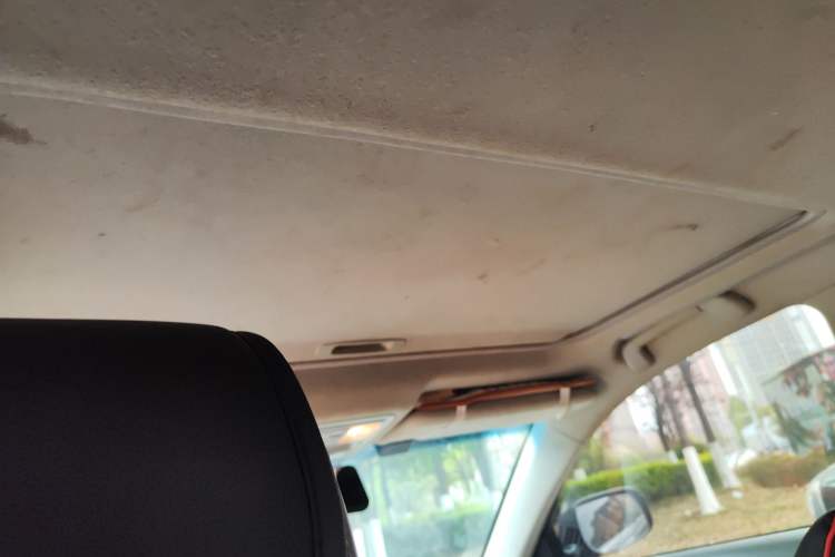 Used Toyota Camry 2011 240G Luxury Anniversary Edition Headliner