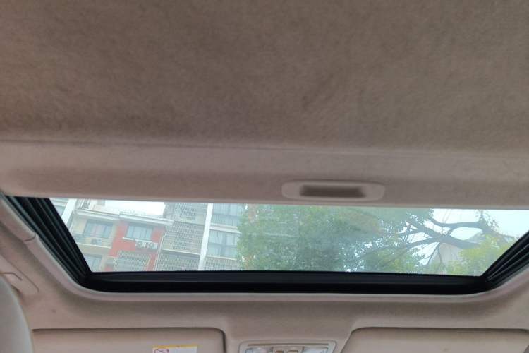 Used Toyota Camry 2011 240G Classic Anniversary Edition Headliner