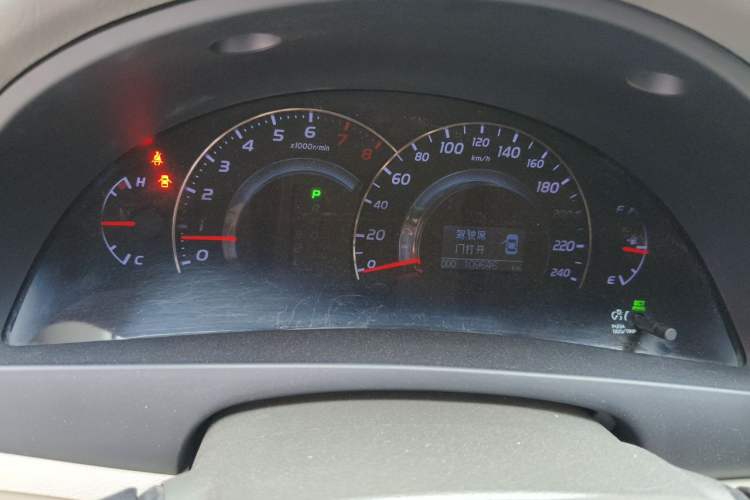 Used Toyota Camry 2011 200G Luxury Anniversary Edition Instrument Cluster