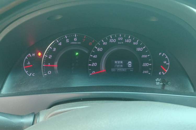 Used Toyota Camry 2011 200G Luxury Anniversary Edition Instrument Cluster