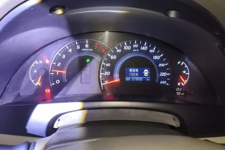Used Toyota Camry 2011 200G Classic Anniversary Edition Instrument Cluster