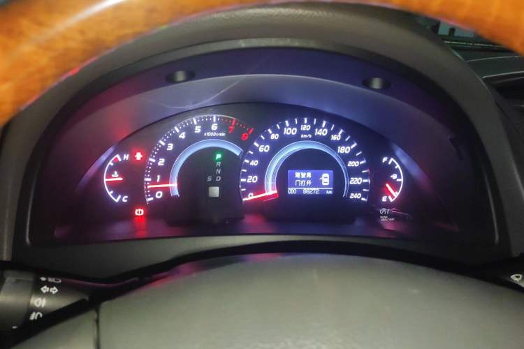 Used Toyota Camry 2011 240G Luxury Anniversary Edition Instrument Cluster