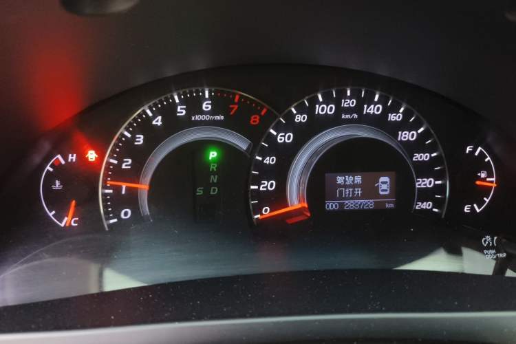 Used Toyota Camry 2011 240G Classic Anniversary Edition Instrument Cluster