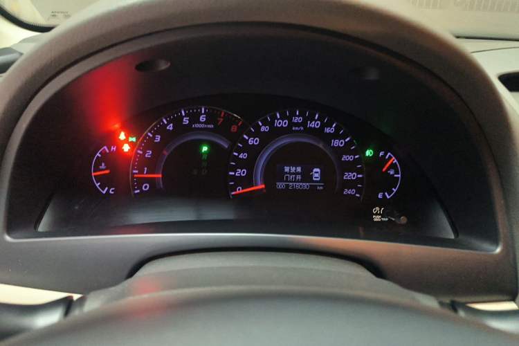 Used Toyota Camry 2011 240G Luxury Anniversary Edition Instrument Cluster