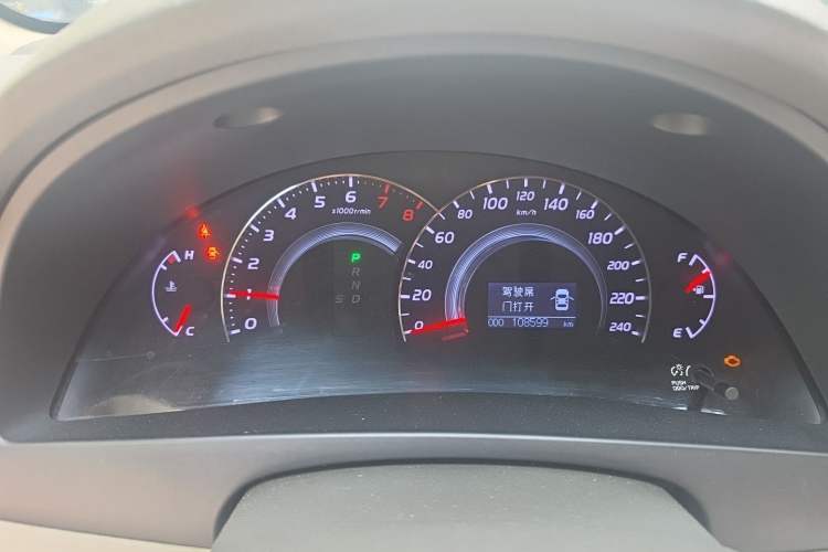 Used Toyota Camry 2011 240G Classic Anniversary Edition Instrument Cluster