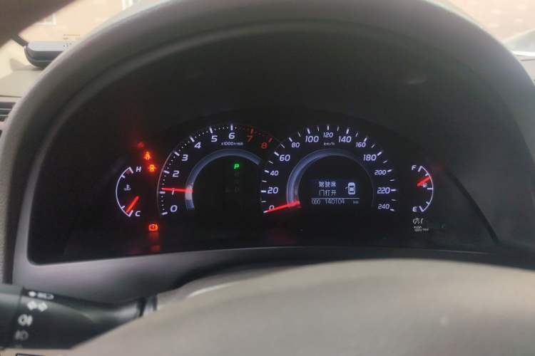 Used Toyota Camry 2011 240G Luxury Anniversary Edition Instrument Cluster