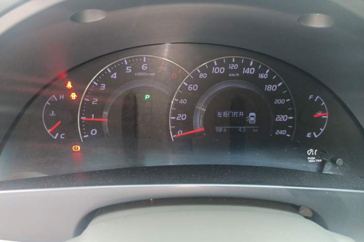 Used Toyota Camry 2011 240G Luxury Anniversary Edition Instrument Cluster