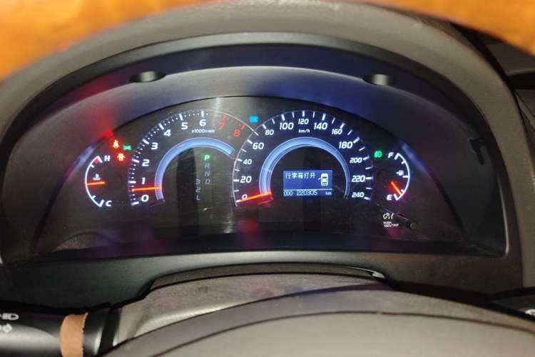 Used Toyota Camry 2011 200G Classic Anniversary Edition Instrument Cluster