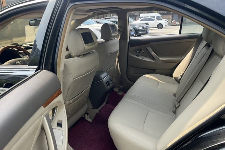 Used Toyota Camry 2011 200G Classic Anniversary Edition Interior 5