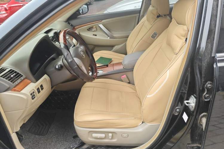 Used Toyota Camry 2011 240G Classic Anniversary Edition Left Front Seat