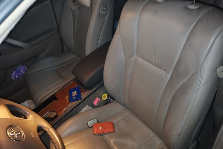 Used Toyota Camry 2011 240G Luxury Anniversary Edition Left Front Seat