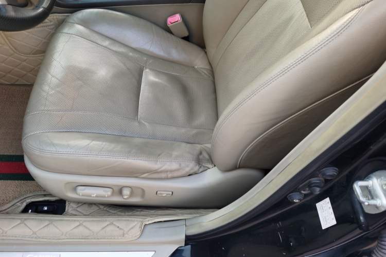 Used Toyota Camry 2011 200G Classic Anniversary Edition Left Front Seat