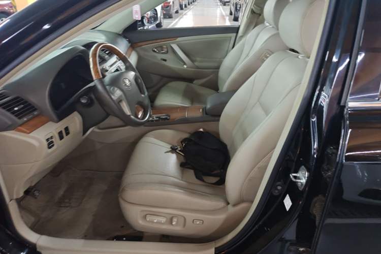 Used Toyota Camry 2011 200G Classic Anniversary Edition Left Front Seat
