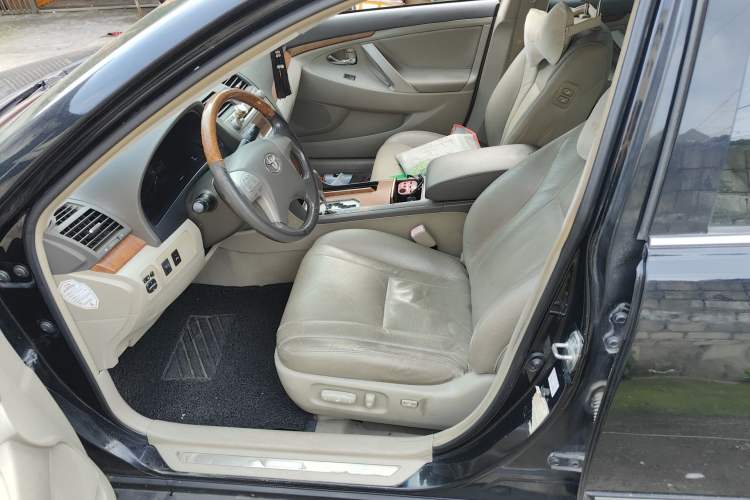 Used Toyota Camry 2011 200G Classic Anniversary Edition Left Front Seat