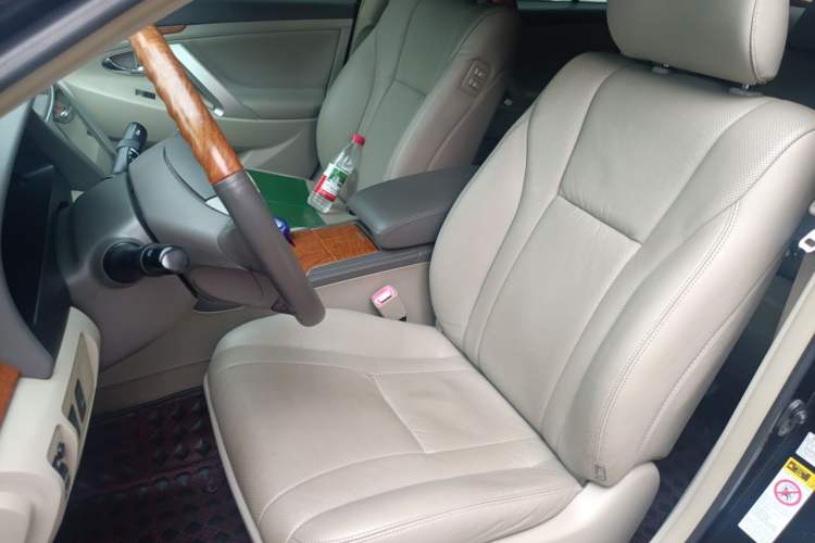 Used Toyota Camry 2011 240G Luxury Anniversary Edition Left Front Seat