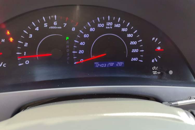 Used Toyota Camry 2011 200E Elite Sunroof Edition Odometer Close Up