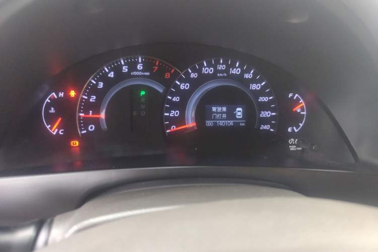 Used Toyota Camry 2011 240G Luxury Anniversary Edition Odometer Close Up