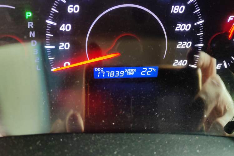 Used Toyota Camry 2011 200E Elite Sunroof Edition Odometer Close Up