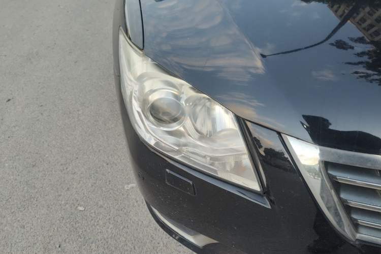 Used Toyota Camry 2011 240G Luxury Anniversary Edition Right Front Headlight