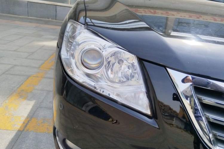 Used Toyota Camry 2011 200G Classic Anniversary Edition Right Front Headlight