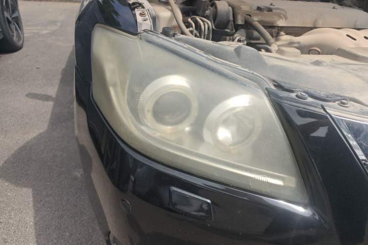Used Toyota Camry 2011 200G Luxury Anniversary Edition Right Front Headlight
