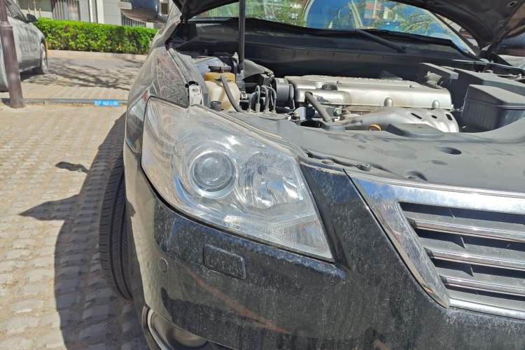 Used Toyota Camry 2011 240G Luxury Anniversary Edition Right Front Headlight