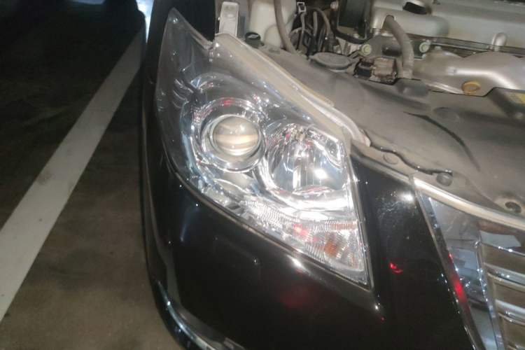 Used Toyota Camry 2011 200G Classic Anniversary Edition Right Front Headlight