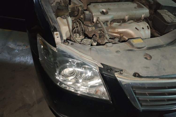 Used Toyota Camry 2011 200G Luxury Anniversary Edition Right Front Headlight