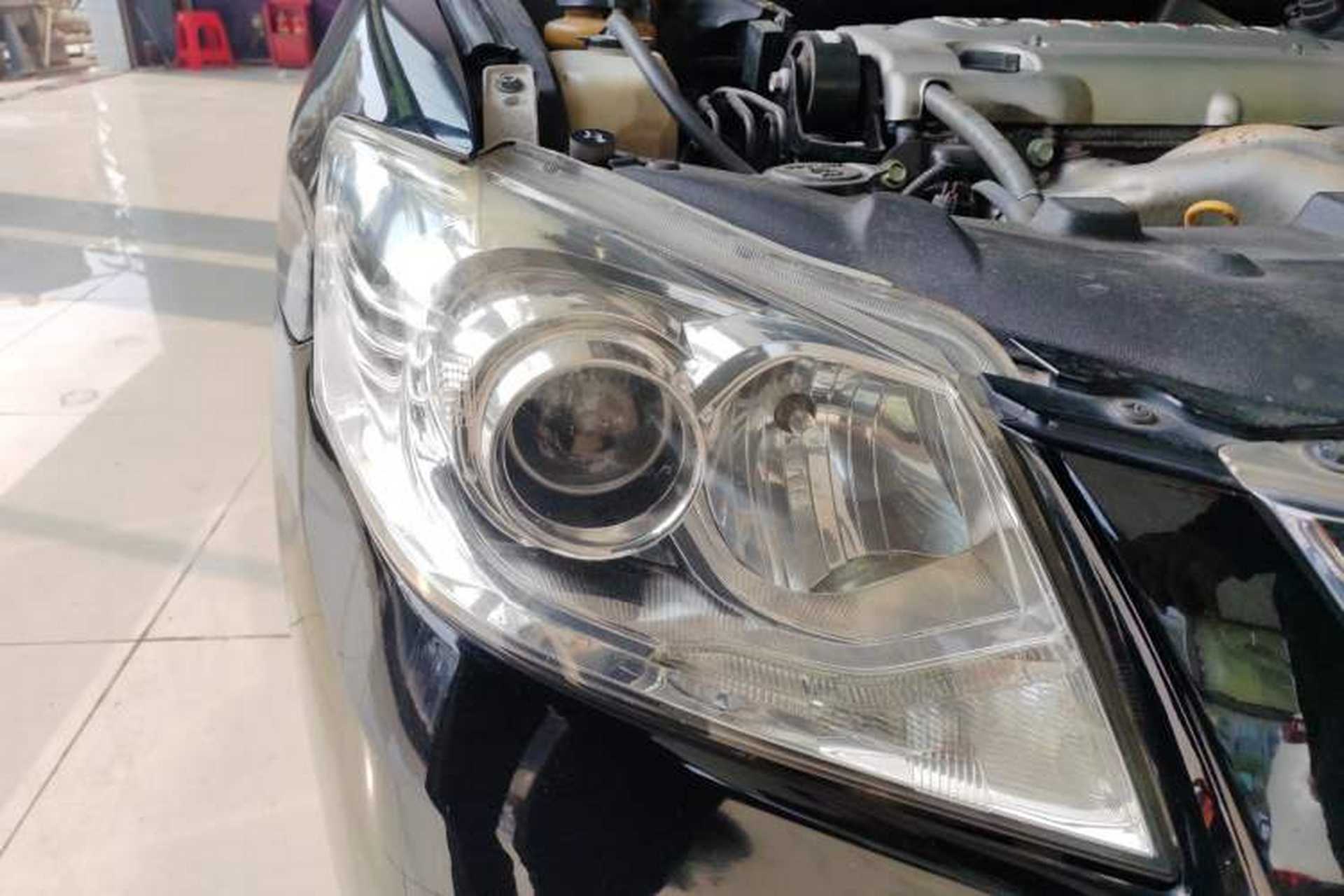 Used Toyota Camry 2011 200E Elite Sunroof Edition Right Front Headlight
