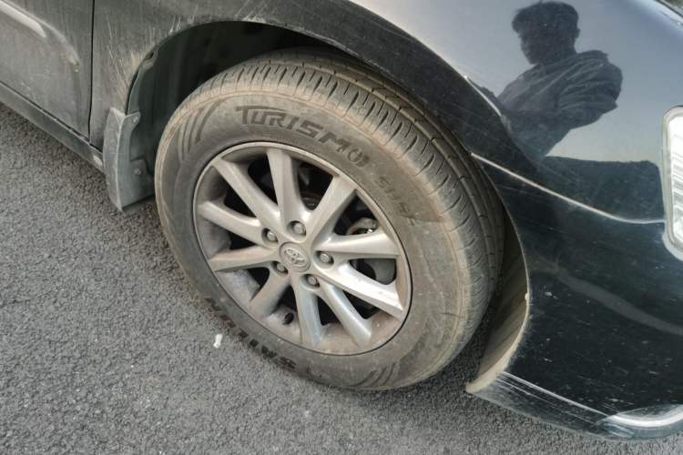 Used Toyota Camry 2011 200E Elite Sunroof Edition Right Front Wheel Hub