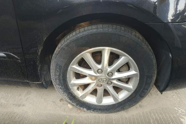 Used Toyota Camry 2011 200G Classic Anniversary Edition Right Front Wheel Hub